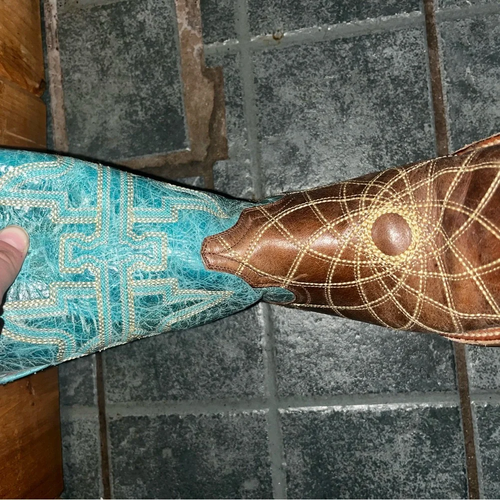 Cowgirl Boots! - Picture 3 of 4